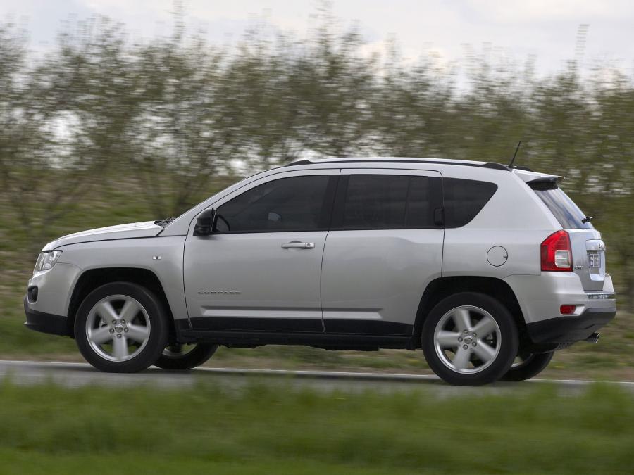  Jeep Compass 2011 года  (EU) (фото 7 из 15)
